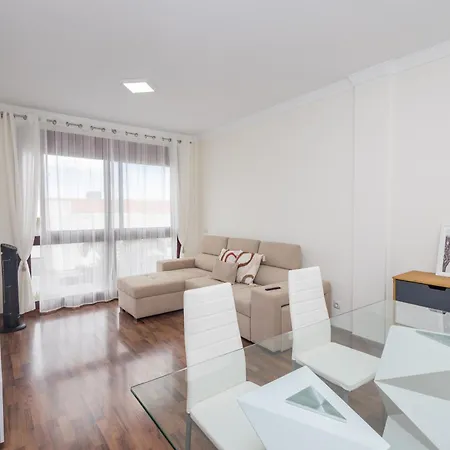 Luxury Workfriendly Far Ocean Views *
