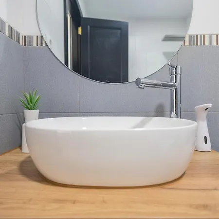 Luxury Workfriendly Far Ocean Views Apartman *